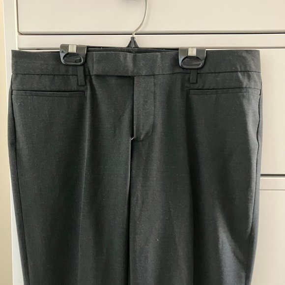GAP Gray dress pants - size 6 - Picture 2 of 7